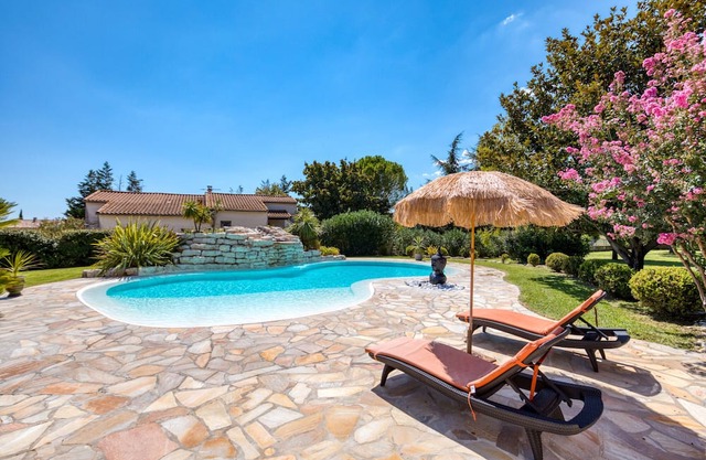 Country House 'L'évaroma' with Private Pool, Wi-Fi and Air Conditioning