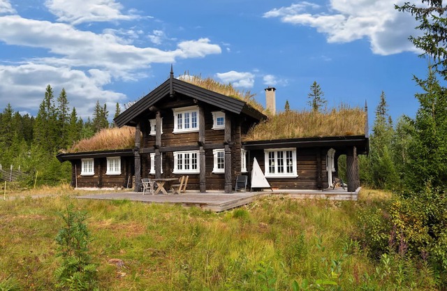 FA811 - Spacious Chalet with sauna and stunning views