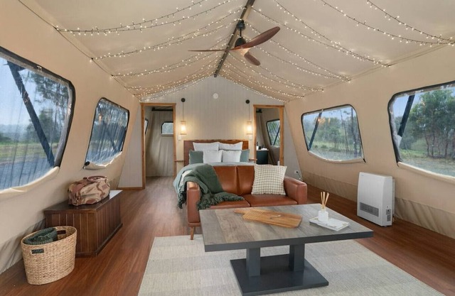 Akuna Estate - Adults Only Glamping (Wallaby)