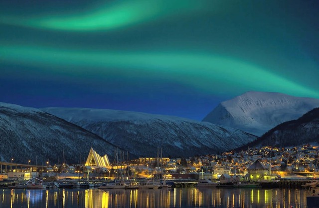 Charming 2BR Tromso Home Wi-Fi & heater
