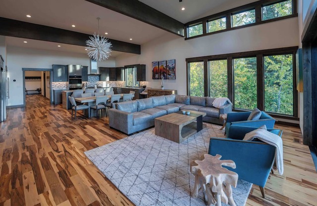 Ski-In/Ski-Out Luxury Retreat on Whitefish Mountain