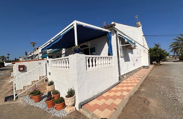 Peaceful Stay in Sunny Alicante