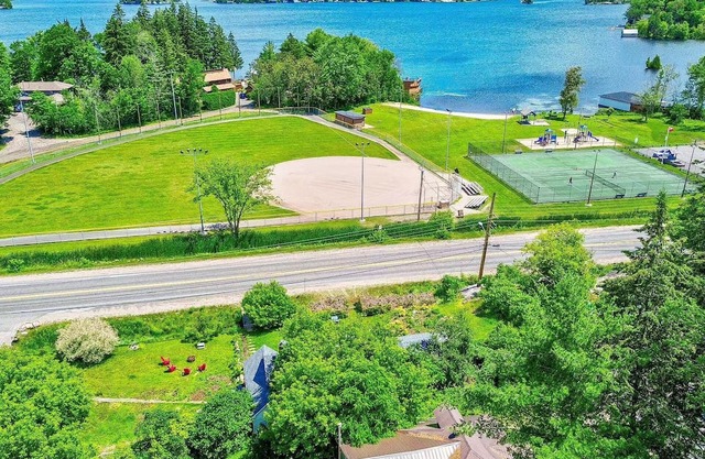 Dream Muskoka Cottage Waterpark