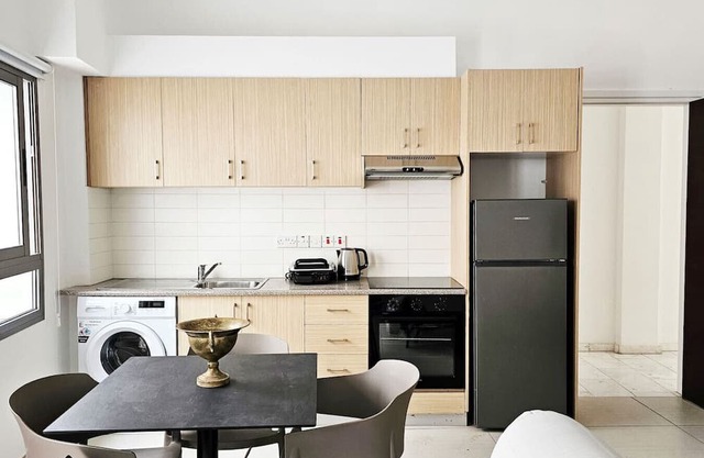 Phaedrus Living: Ledras Residences 103