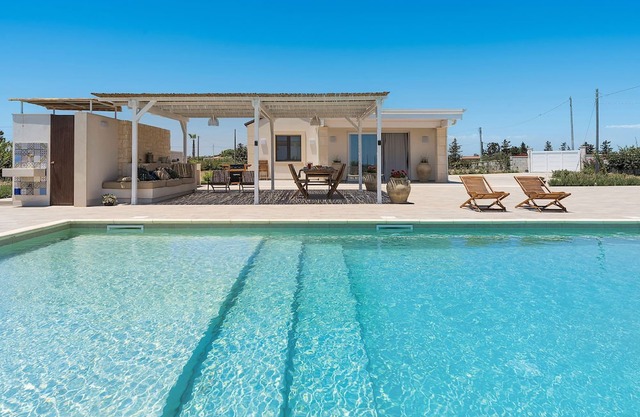 My Rental Homes - Villa Camporeale with private pool and sea view