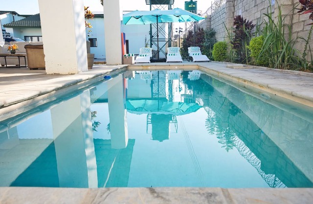 F4 - Pool, Inverter, Gym, Pavilion, Wifi, Perfect for Kids - Ibex Meanwood!