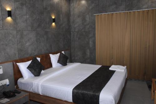 Hotel Silvercoin