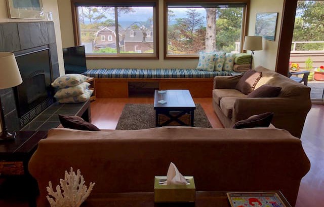 Tolovana Park Apartment | Cannon Beach Condo ocean views 1.5 blocks to beach