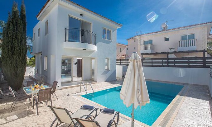 Pernera Villa | Villa Cassy,Superb Pernera Villa
