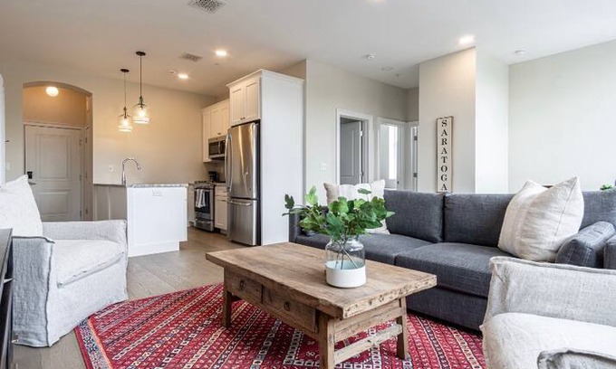 Saratoga Springs Apartment | Modern luxe + historic charm, steps to downtown
