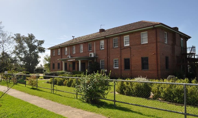 Cootamundra Hotel | Elm and Wren Guesthouse - $85.00/room per night