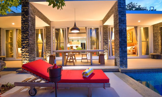Balabag Villa | Luxury Villa Onyx Boracay