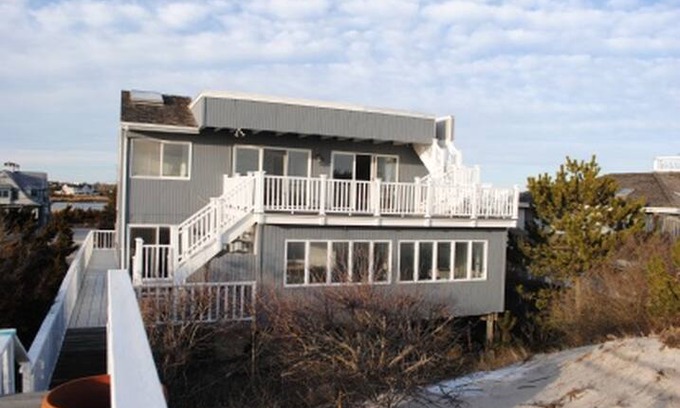 Westhampton Beach House | Hampton Beachfront Home on Dune Rd