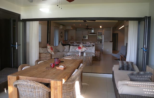 Tamarin Villa | Gorgeous Spacious Villa , Tamarin
