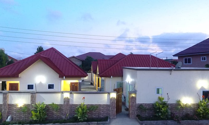 Madina Bed & Breakfast | REST PALACE GUEST HOUSE