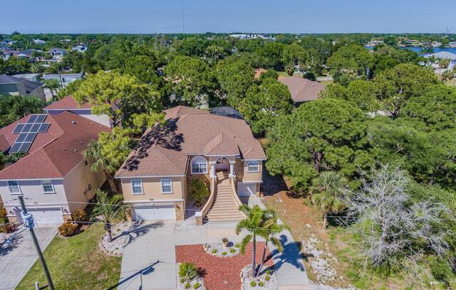 Tarpon Springs House | Beautiful Home in the Heart of Tarpon Springs!