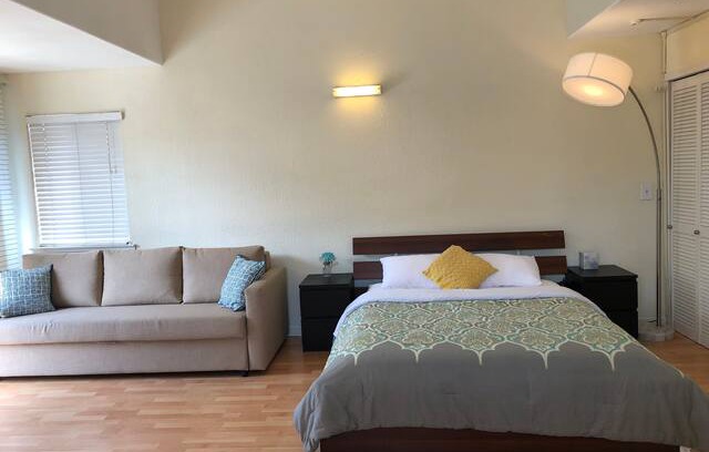 Milpitas Villa | NEW! Quiet studio with private free parking