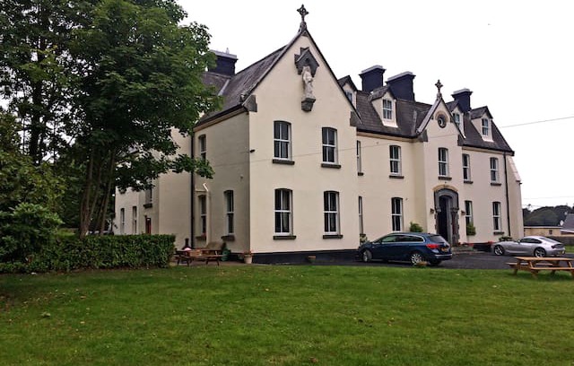 Woodford House | Bark Hill House