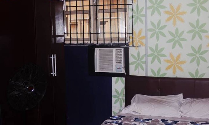 Somolu Hotel | Cozy low cost Palmgrove suite