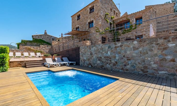 Old Town Villa | CoastalVillas - Villa Pandora