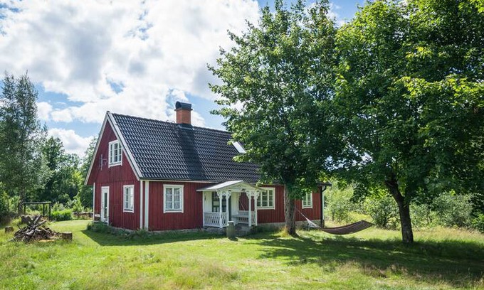 Lonsboda Cabin | Hyggelig og ugeneret ødegård i Skåne