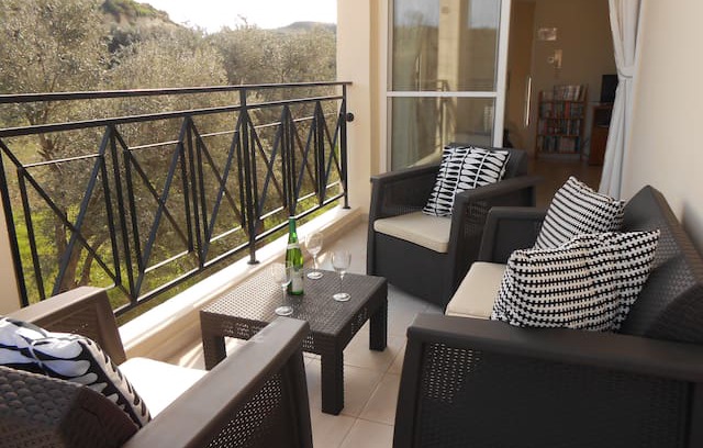 Polis Apartment | 2 Bedroom Apartment Polis with A/C & Wifi included