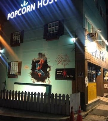 Chungmu Hostel | 더팝콘 게스트하우스 여성전용 4인실(개별화장실 동피랑 마을 도보1분 중앙시장도보3분!)통영