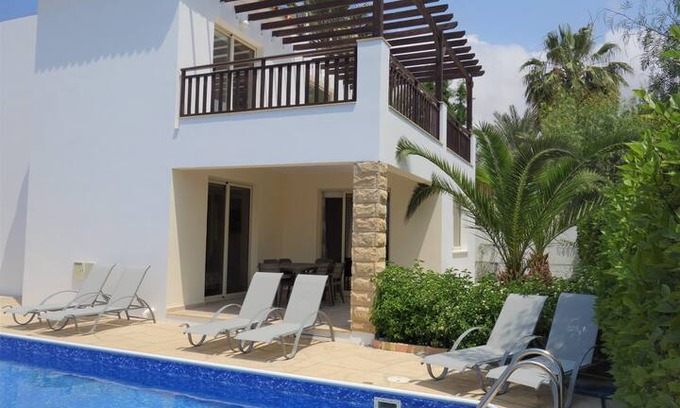 Pegeia Villa | Villa Marina V4, Walking distance to Coral Bay