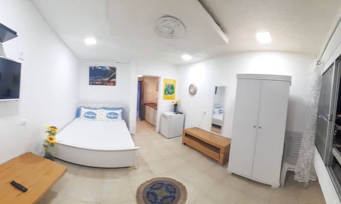 Tiberias Old City Apartment | Studio apartment with an impeccable view!