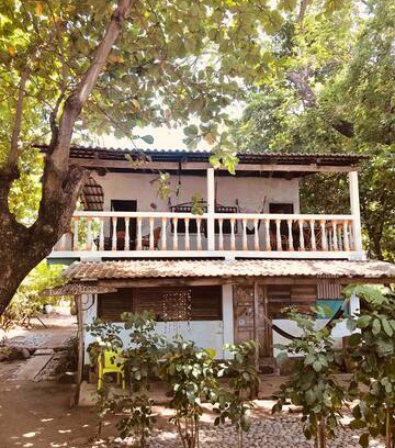 El Zonte House | Canegüe Surf Guesthouse Playa El Zonte 1