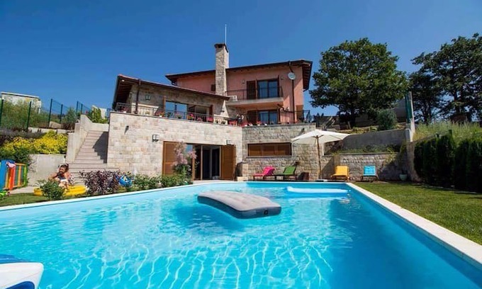Ihtiman Villa | ☆ Villa Horizont ➫ Breakfast☆Pool☆Sauna☆Jacuzzi☆
