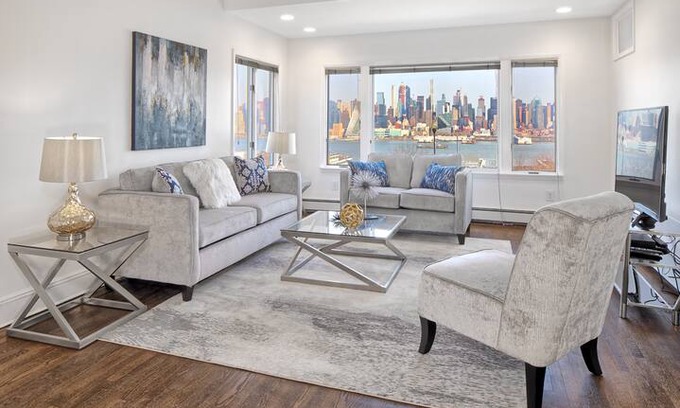 Weehawken Apartment | Spectacular Skyline Views 15 Min to Times Square