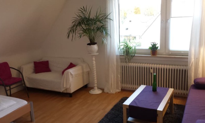 Lemgo House | Gemütliche Gästezimmer mit Teeküche und großem Bad