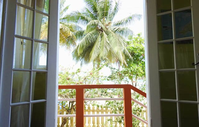 Parlatuvier Cabin | Charming Parlatuvier BAY COTTAGE is all you need!