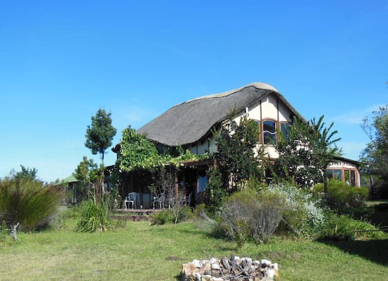 Die Barakke Bed & Breakfast | Elephant House, Kuthumba Ecovillage