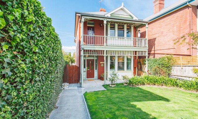 Hobart Central Business District House | Strathmore of Sandy Bay, Hobart (room 2)