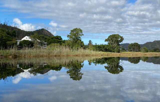 Knysna House | Riverside home.