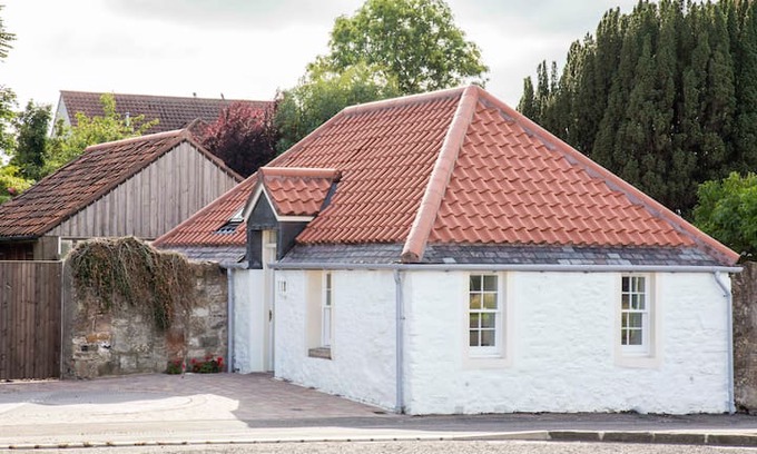 Aberlady Cabin | A Cottage in the Heart of Scotland's Golf Coast