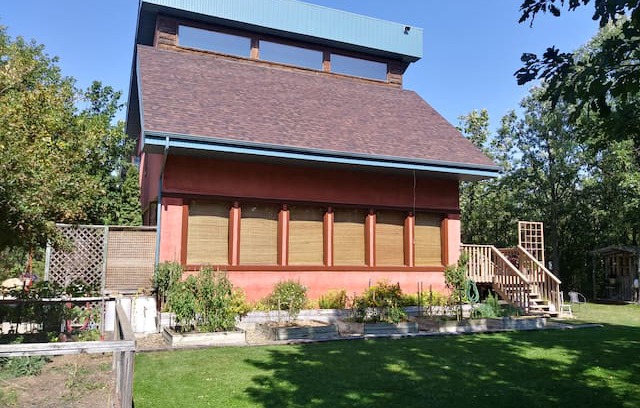 Manitoba House | The Rustling Oak Guesthouse