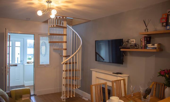 Saundersfoot Apartment | Dan Y Ser in the beautiful village of Saundersfoot