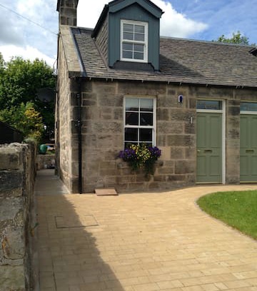Roslin Cabin | Roslin Cobblers Cottages