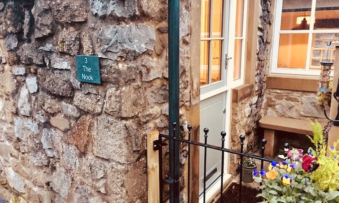 Giggleswick Cabin | The Nook, a cosy cottage in historic Settle