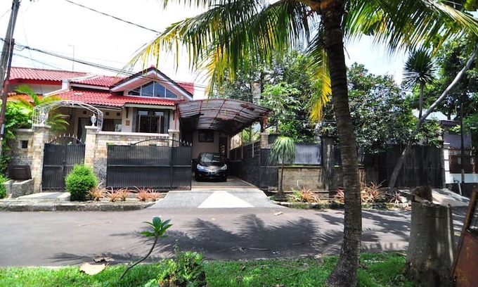 Tegalgundil Villa | Vila Andung @indraprasta 2