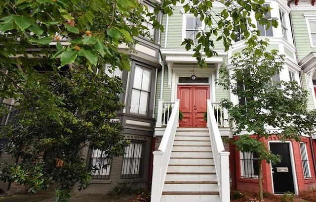 Historic Downtown Savannah Apartment | Modern Elegance 2 blocks from Forsyth Park!