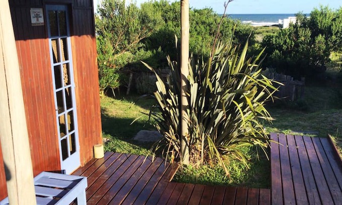 La Pedrera Cabin | Bungalow 1 - sea view, yoga classes and breakfast!
