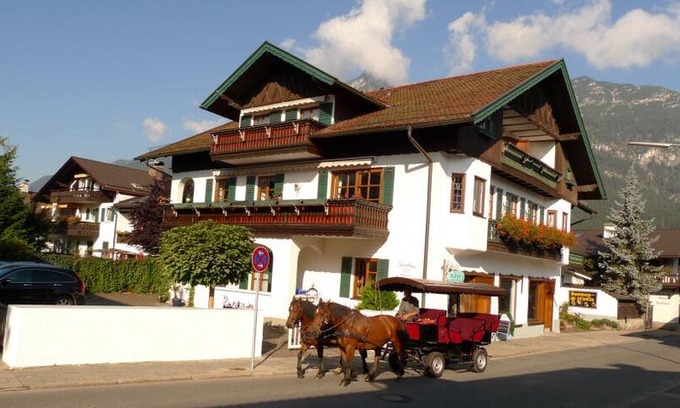 Garmisch-Partenkirchen Apartment | Ferien-Apartment 3 mit ❤️im Zentrum von Garmisch
