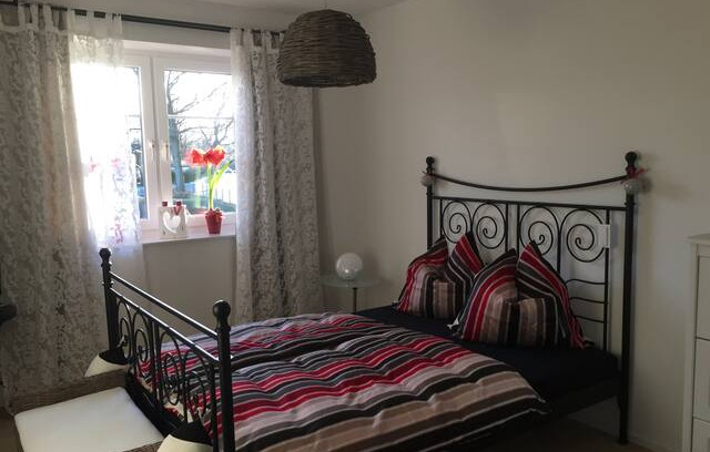 Kaltenkirchen House | Charmantes tip top Zimmer (Nähe Holsten Therme)