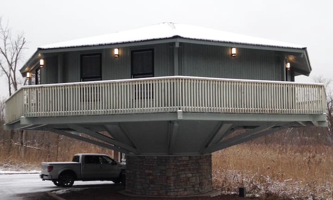 Portage House | Treetop Views, 8 Sided House on Pedestal, Sleeps 5