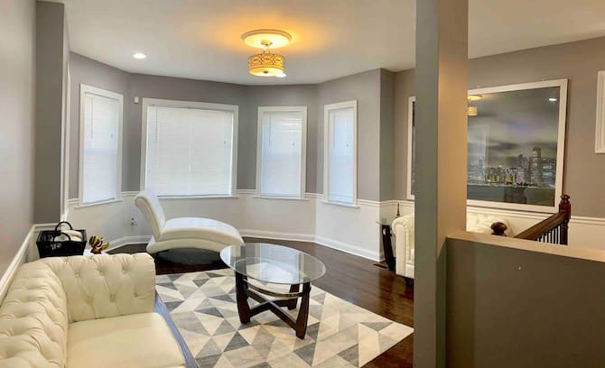 Pullman Apartment | Gamers Getaway 20 minutes from downtown