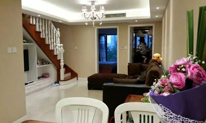 Shuangliu District Hostel | 爱的小屋